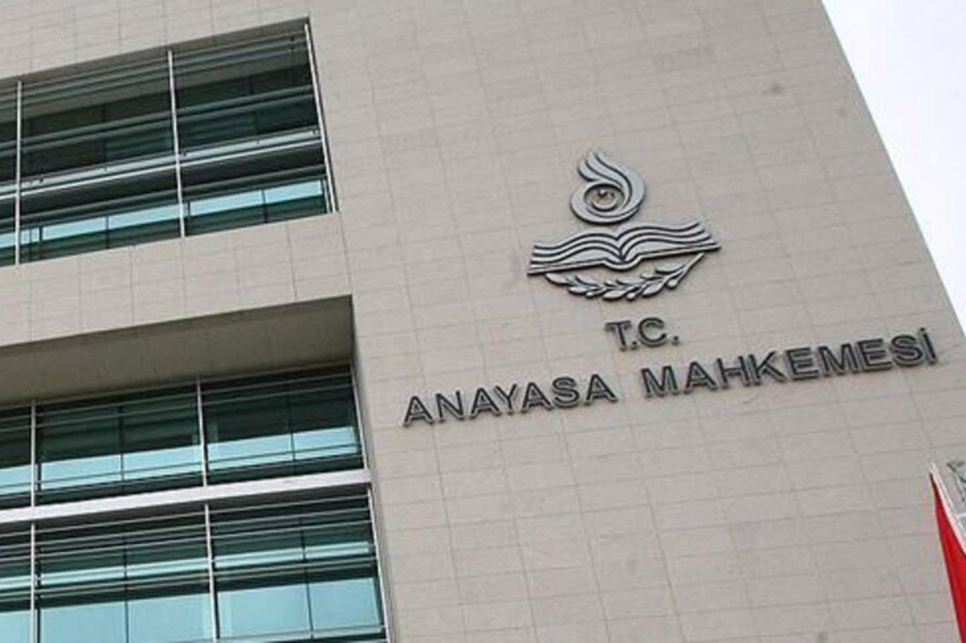 Anayasa Mahkemesi'nden Wikipedia kararı Anayasa Mahkemesi'nden Wikipedia kararı